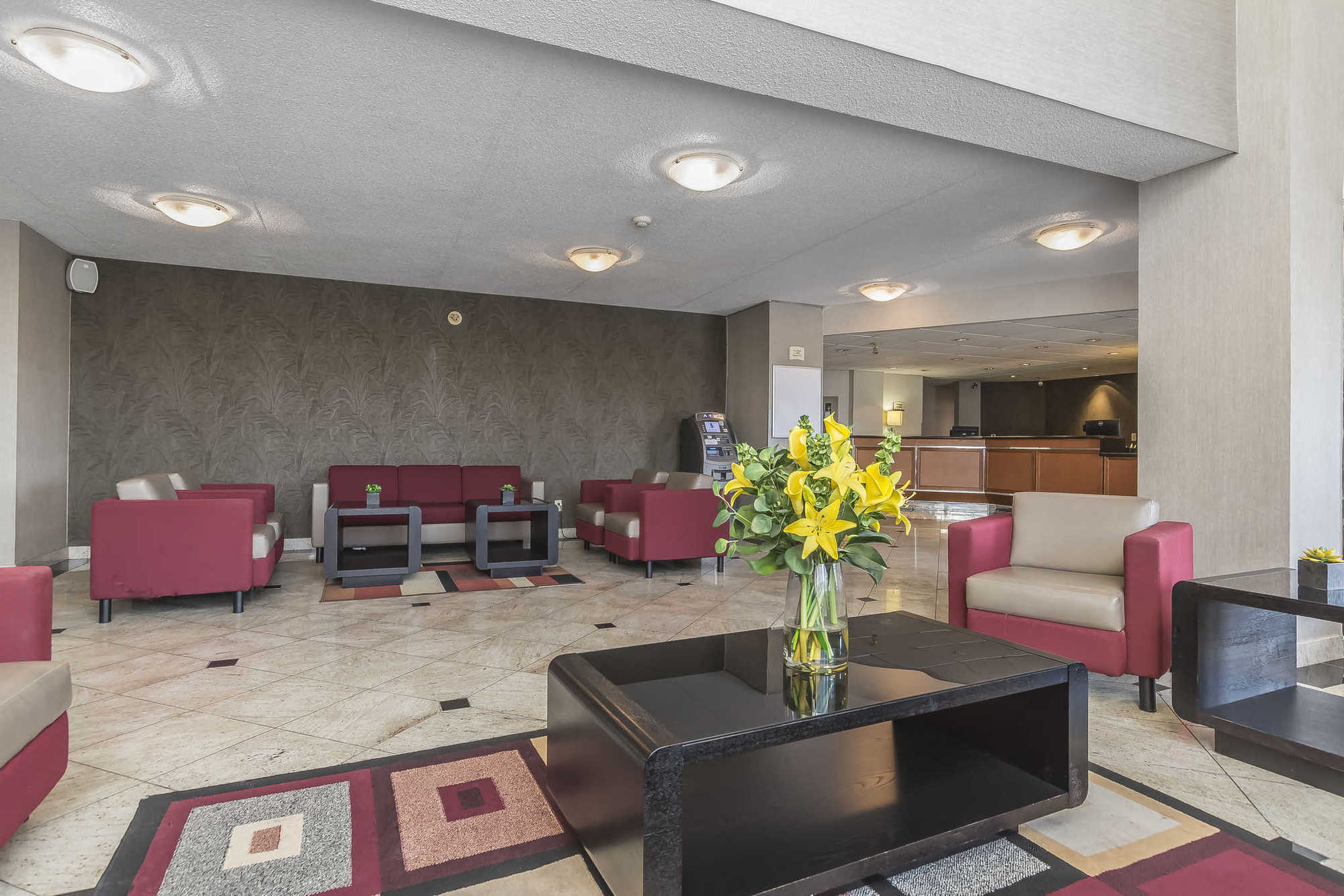 Quality Inn & Suites 5585 Ambler Drive Mississauga Ontario Интериор снимка
