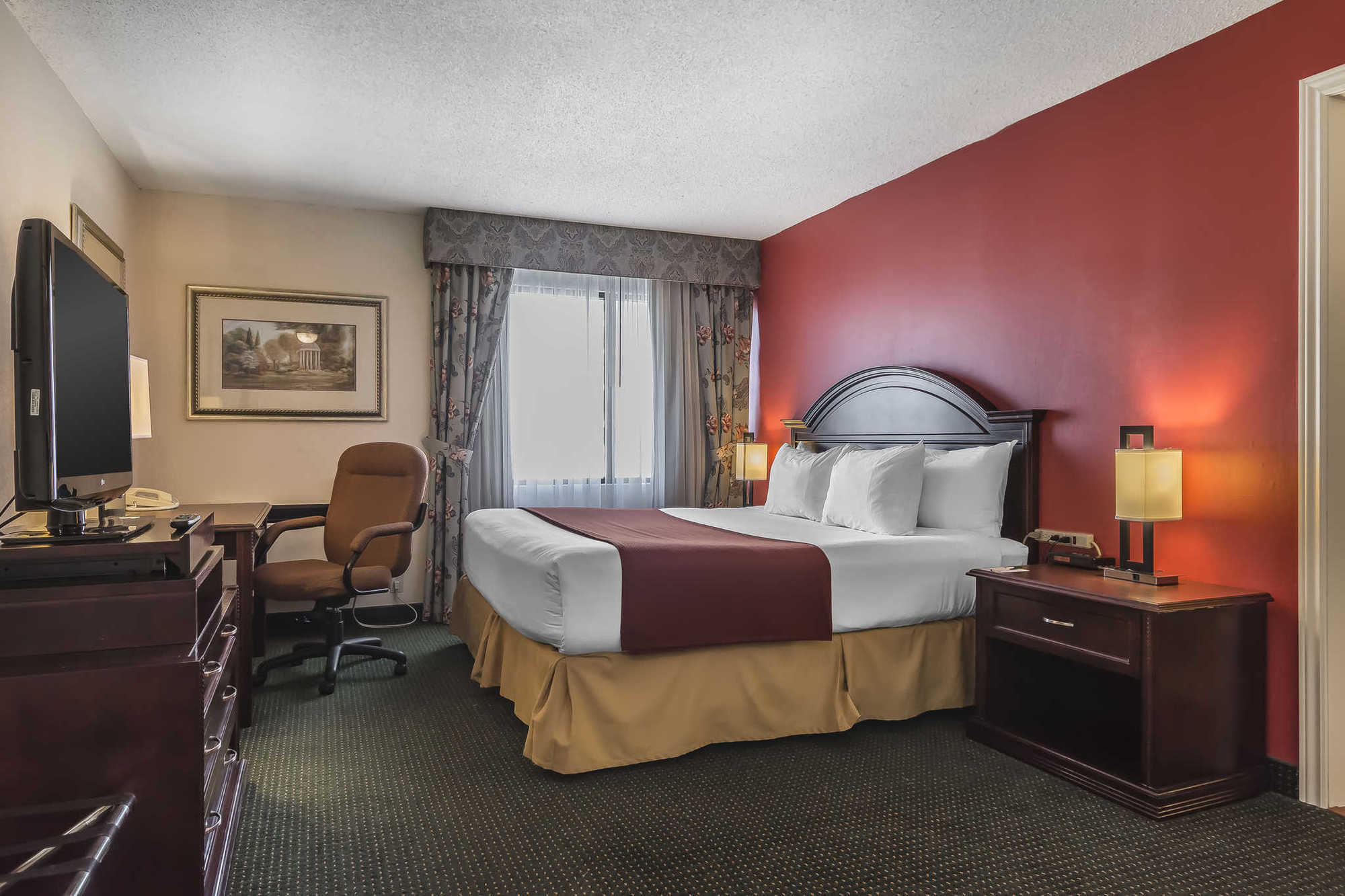 Quality Inn & Suites 5585 Ambler Drive Mississauga Ontario Стая снимка